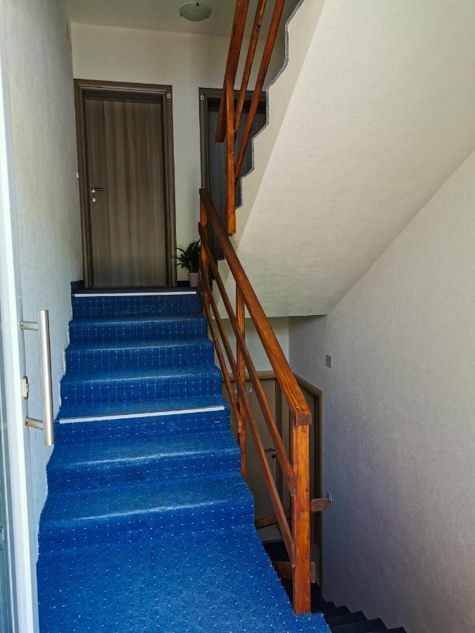 App La Vita E Bella - Azzurro Apartment ปูนัต ภายนอก รูปภาพ