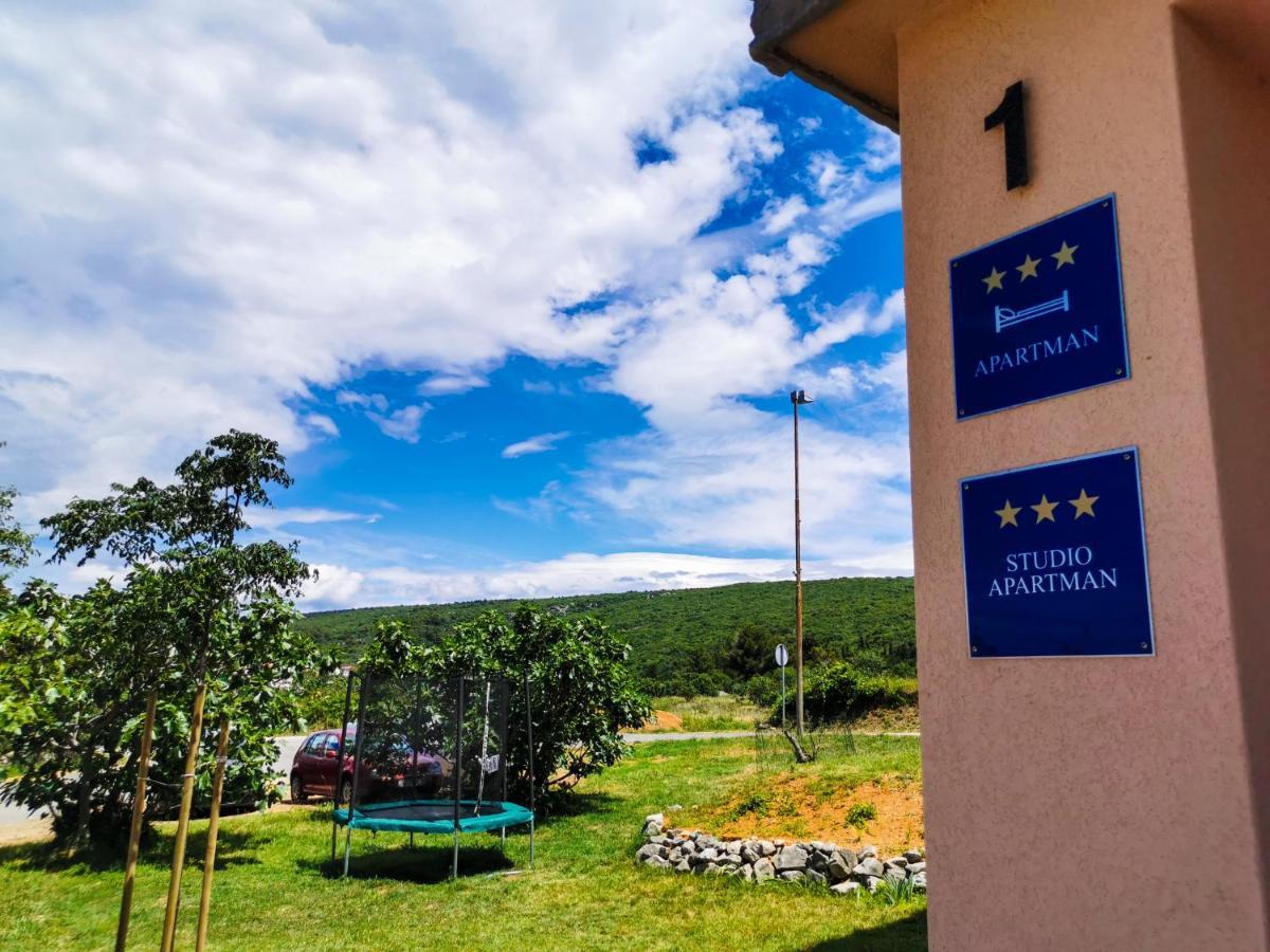 App La Vita E Bella - Azzurro Apartment ปูนัต ภายนอก รูปภาพ