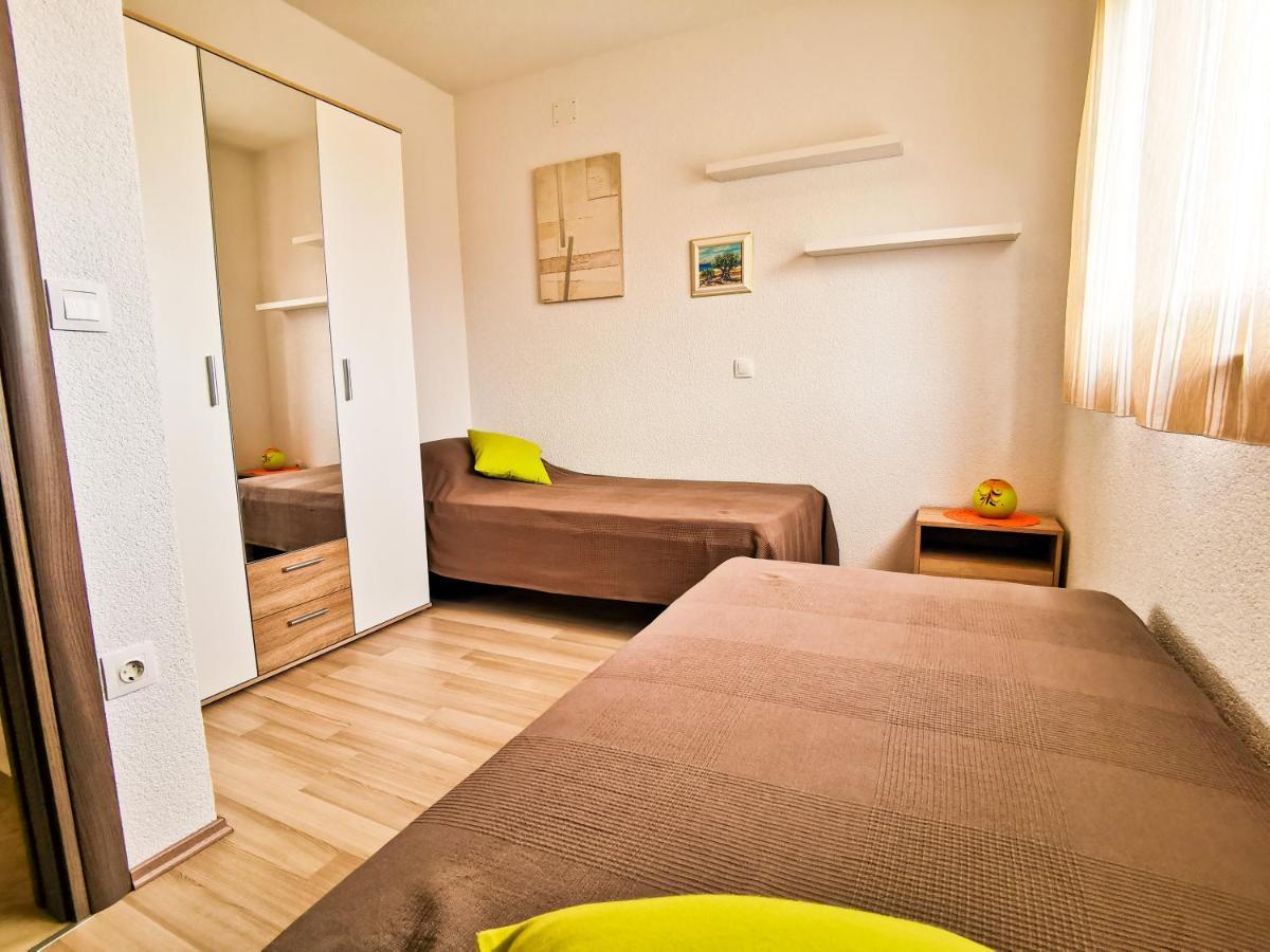 App La Vita E Bella - Azzurro Apartment ปูนัต ภายนอก รูปภาพ